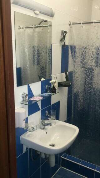 Гостиница Премьера Санкт-Петербург Двухместный номер с 2 двуспальными кроватями-6